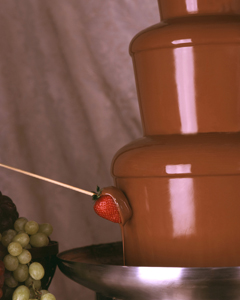 ช็อกโกแลต ฟองดูว์ Chocolate Fondue